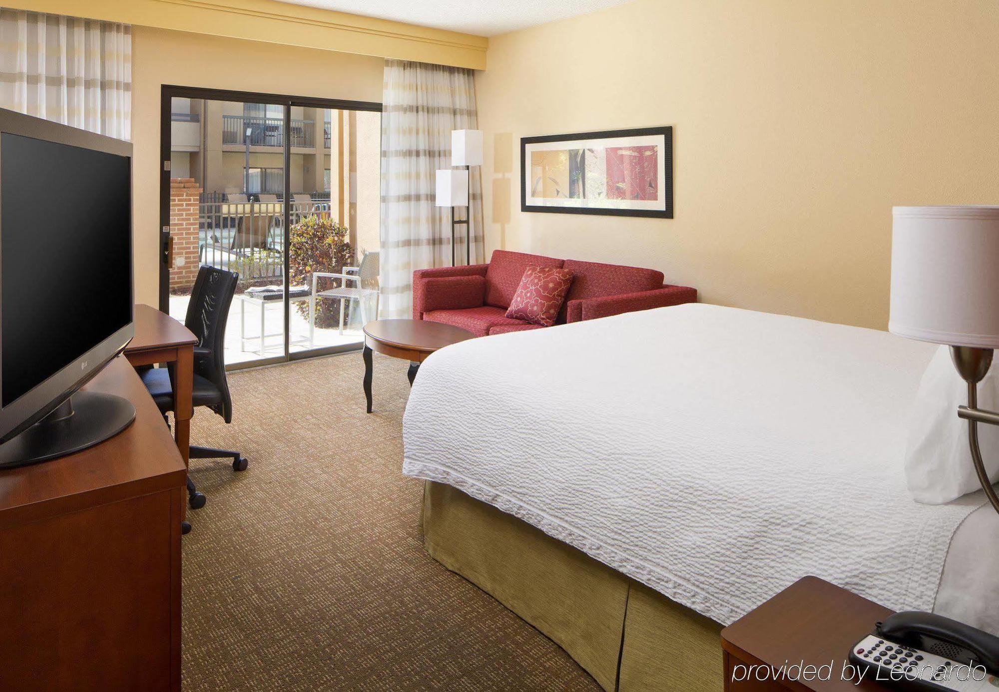 Hotel Courtyard St. Petersburg Clearwater Esterno foto